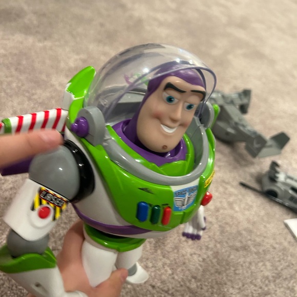 Disney Store Buzz Lightyear Talking Action Figure - Picture 11 of 12
